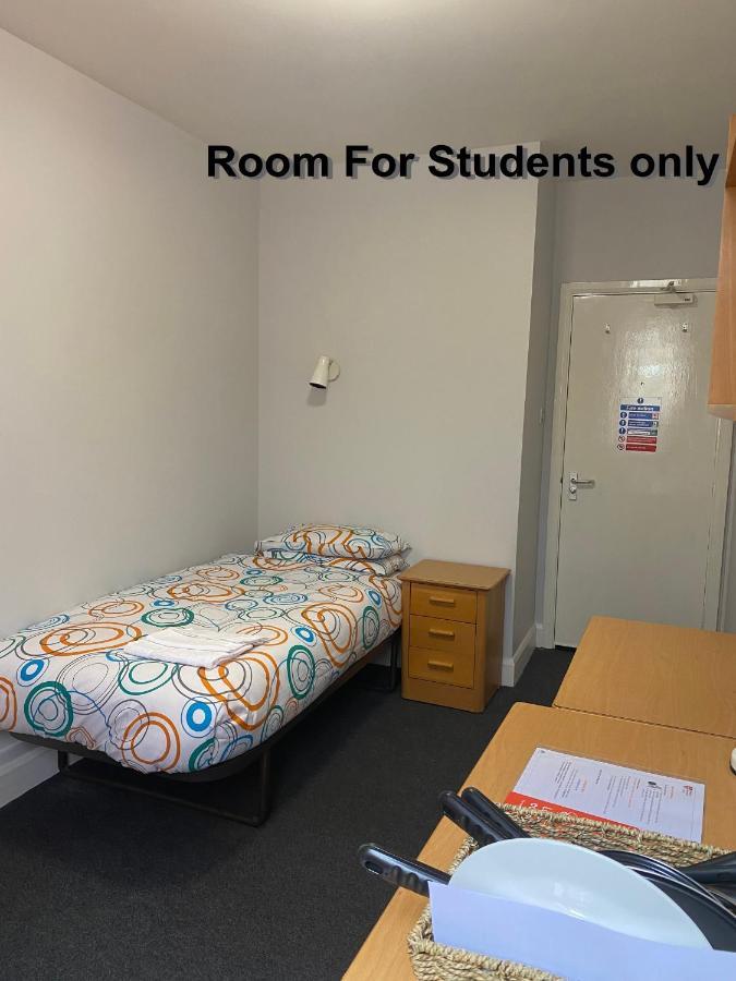 Charming Rooms For Students Only, Cricklewood Lane - Sk London Exterior foto